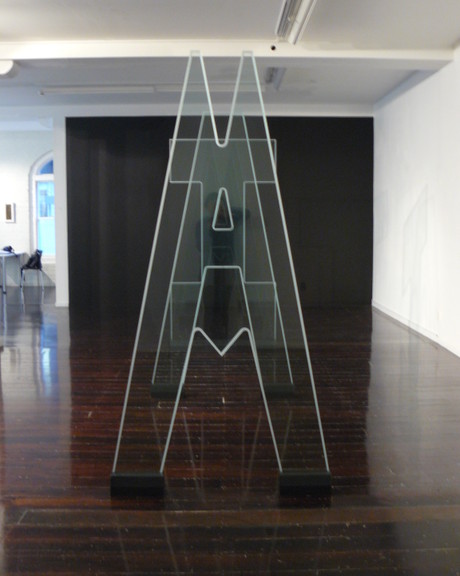 I AM Standing / MAI (verso)